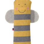 Kinderdeken met knuffel bij Sumsi van Dvid Fussenegger. Decke in der Pupe