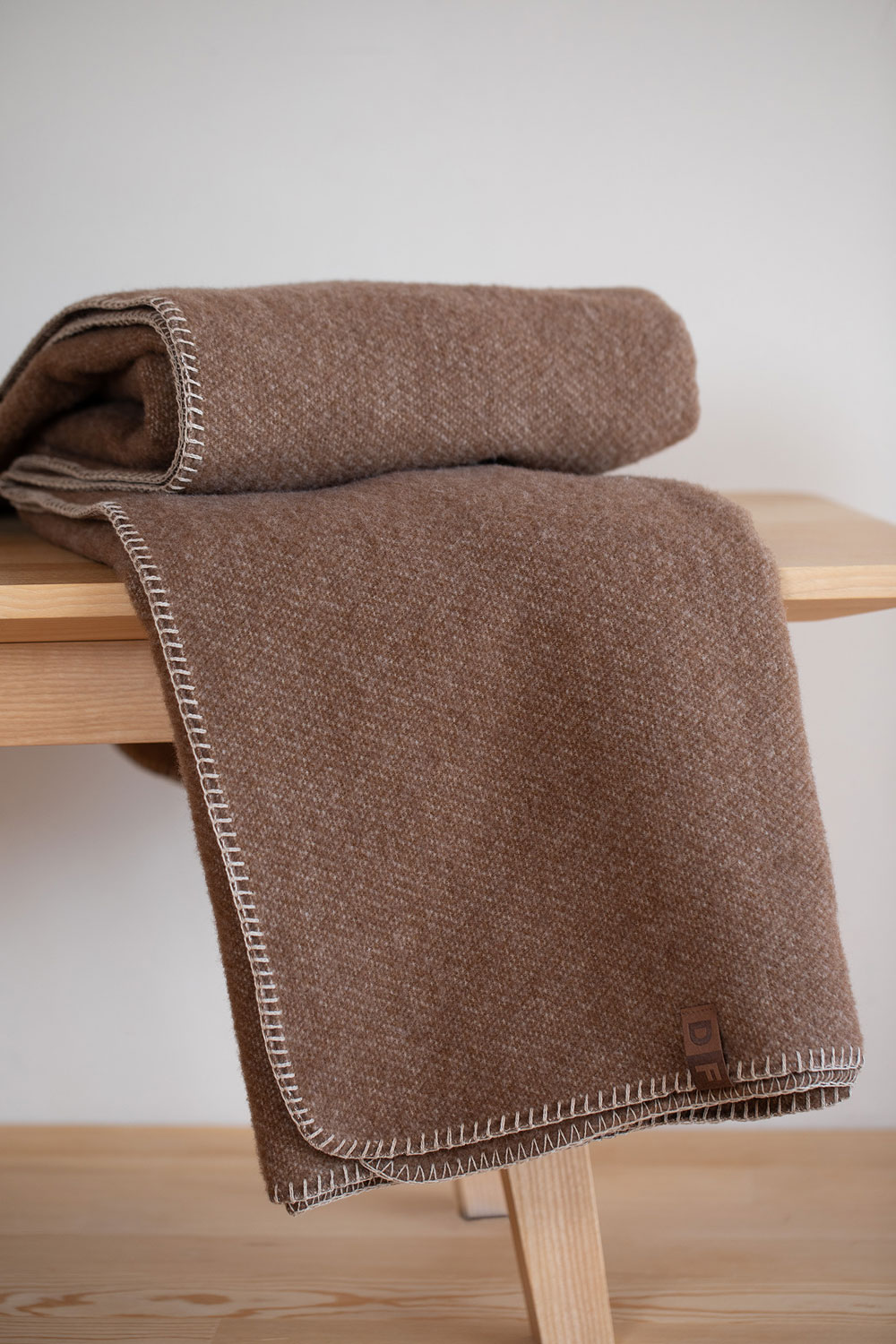 Wollen plaid David Fussenegger