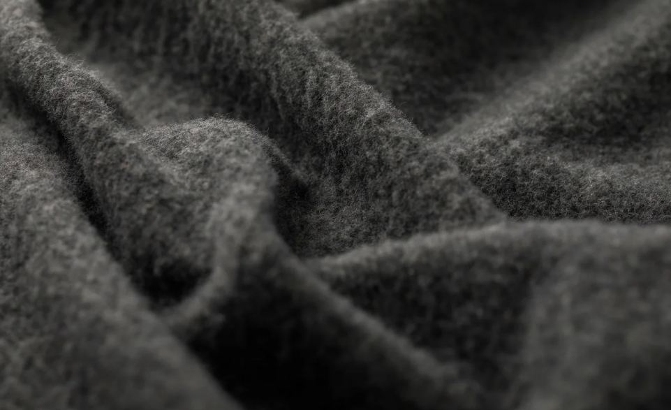 Wollen plaid David Fussenegger